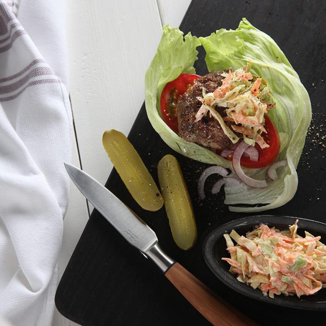 800X800 Hamburgare I Salladsblad Med Kramig Cole Slaw 6206657
